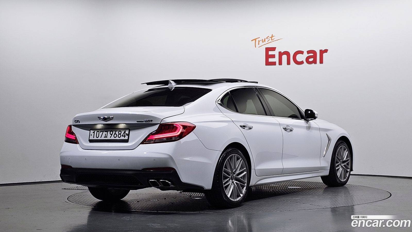 Genesis G70