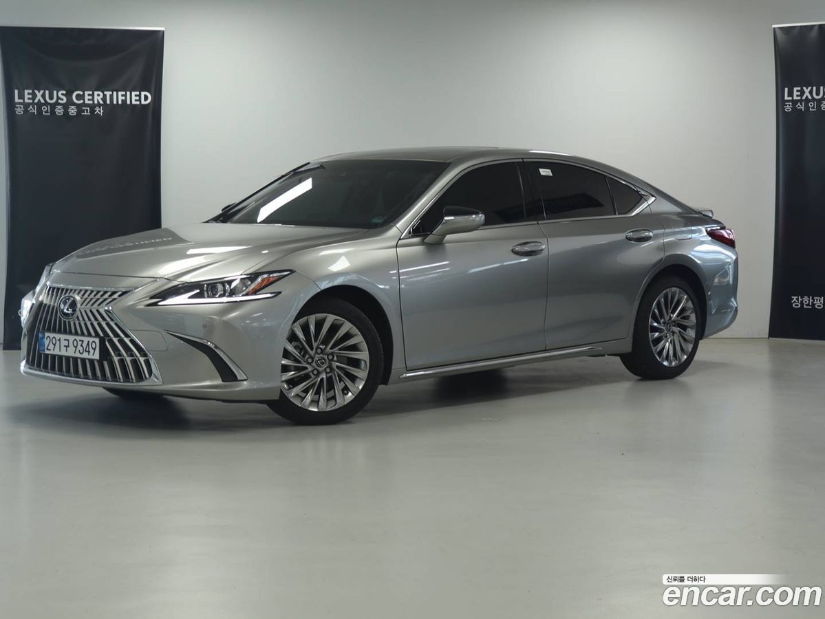 Lexus ES Mk7