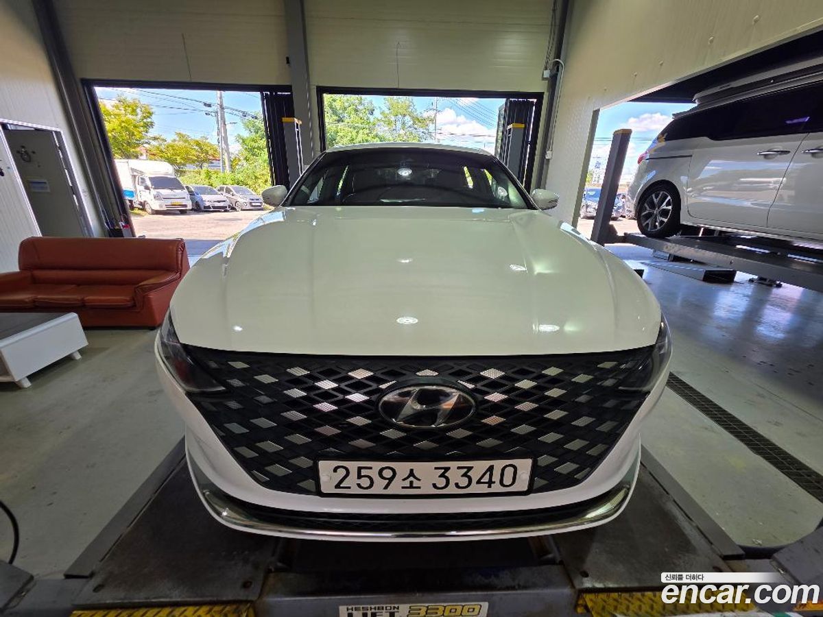Hyundai Grandeur
