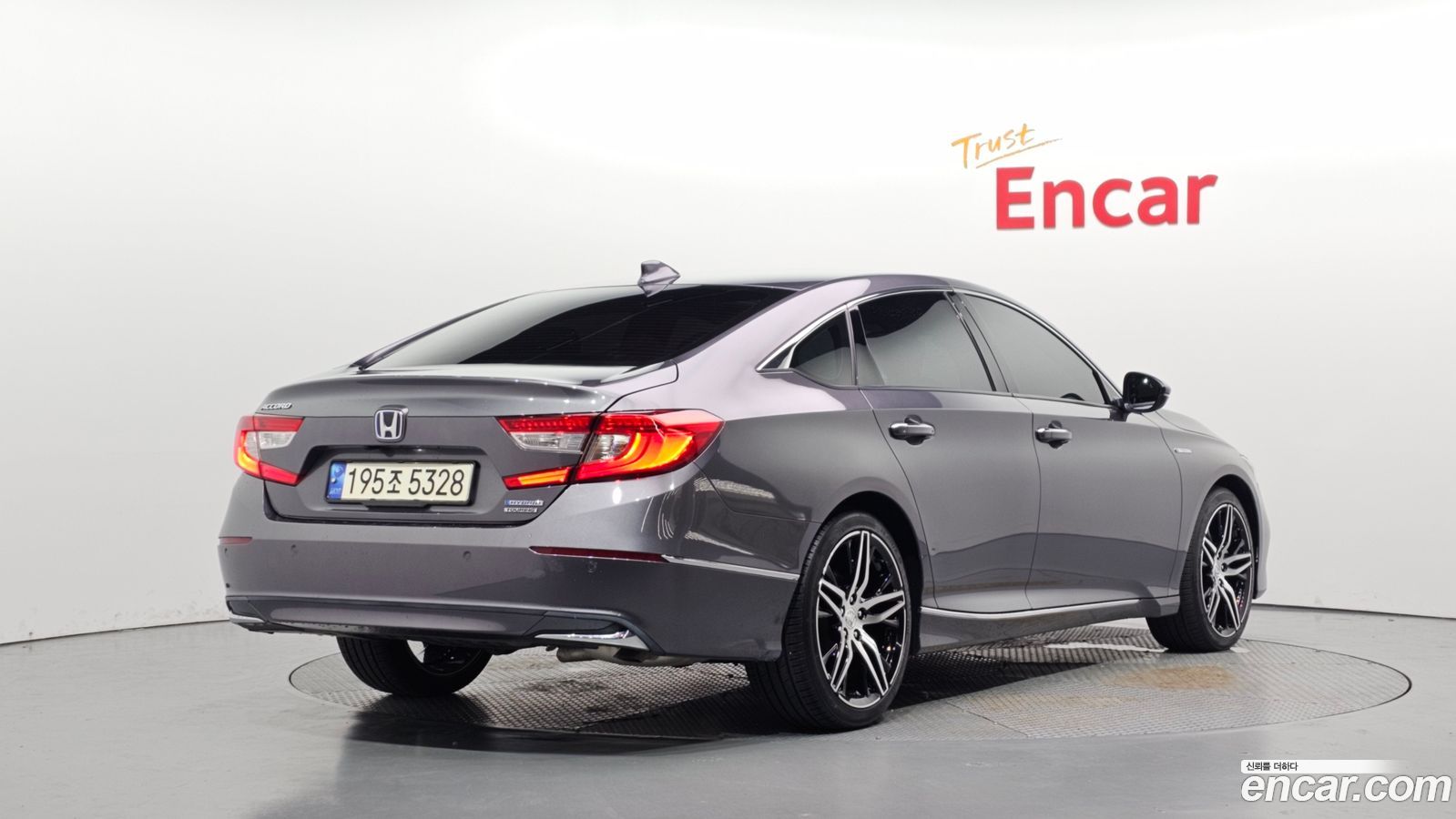 Honda Accord Mk10