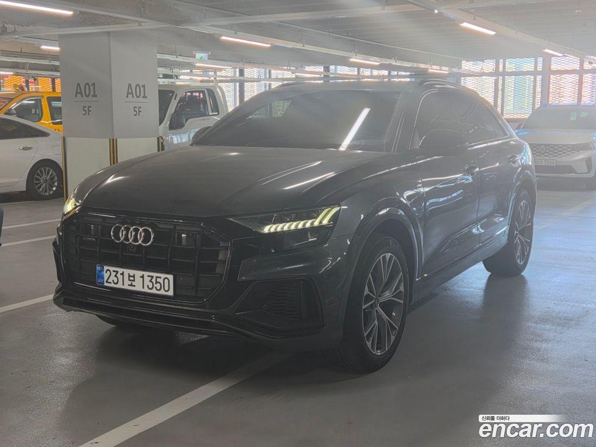 Audi Q8