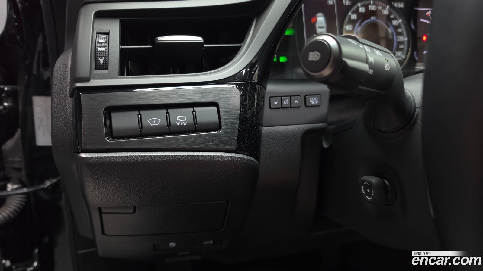 Lexus ES Mk7