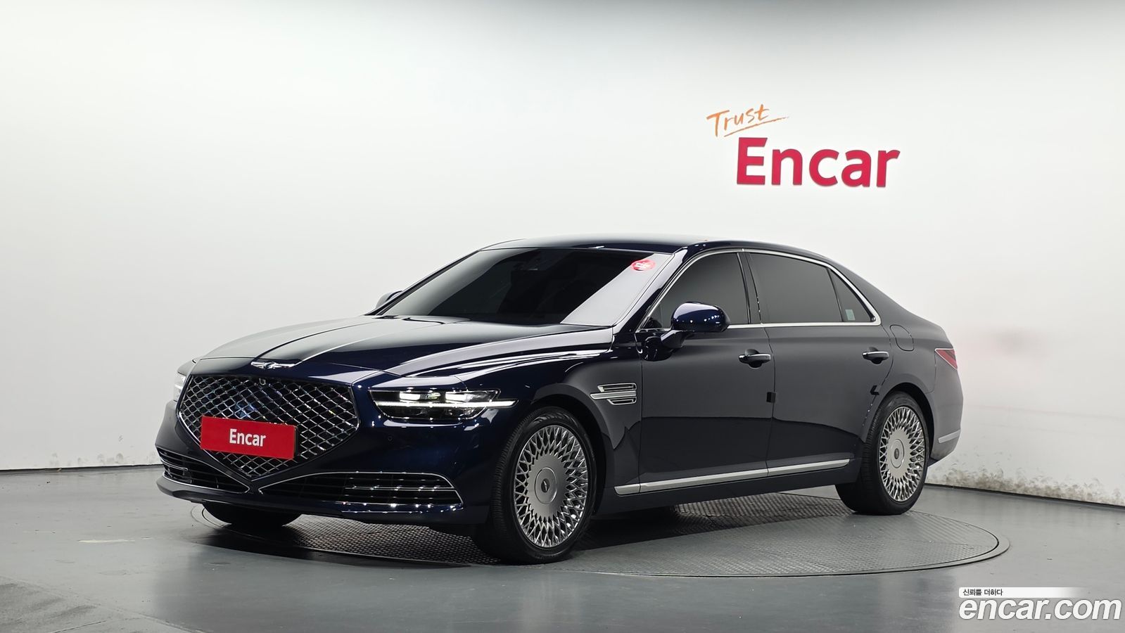 Genesis G90