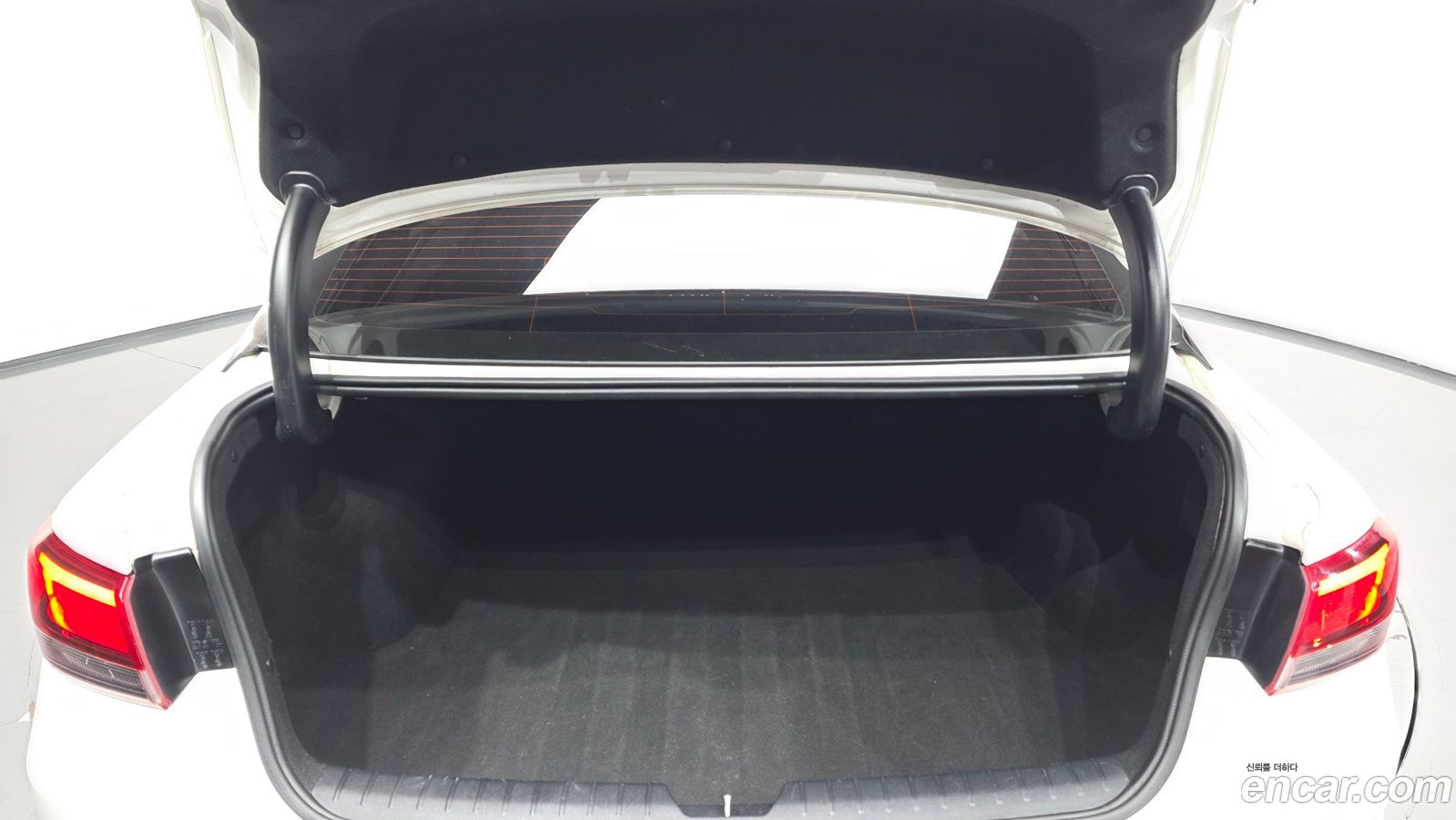 Kia K5 Mk2