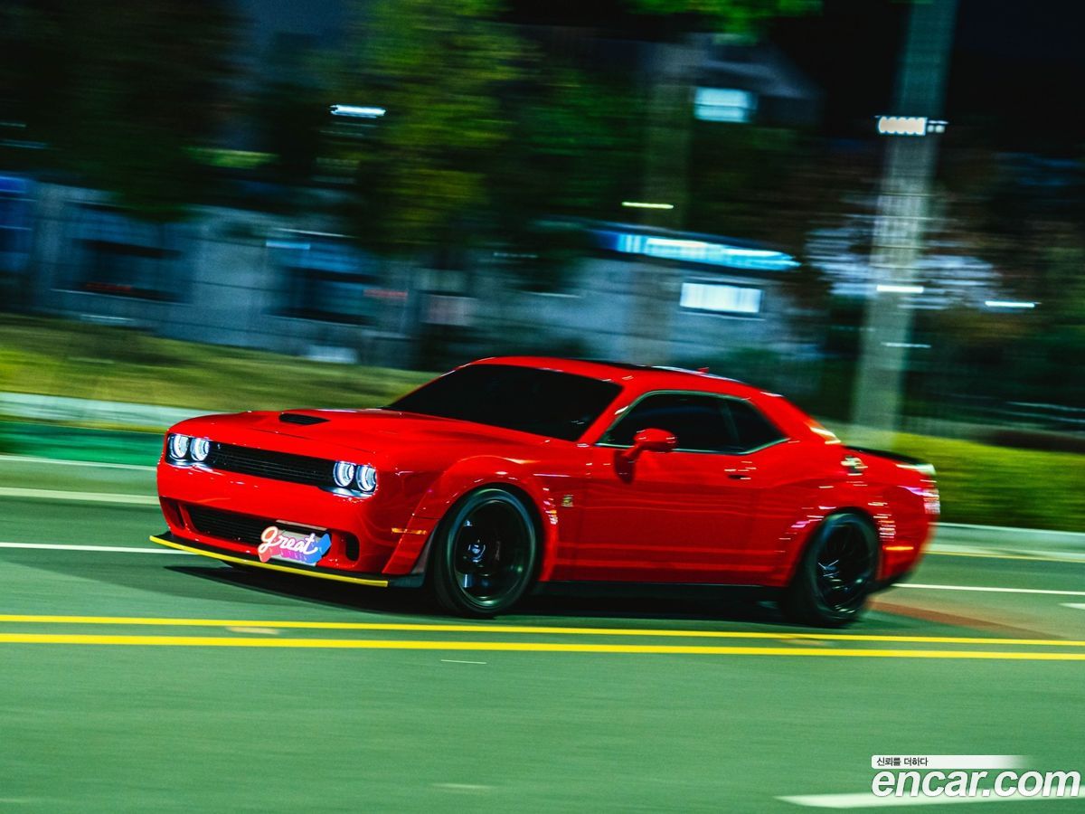 Dodge Challenger