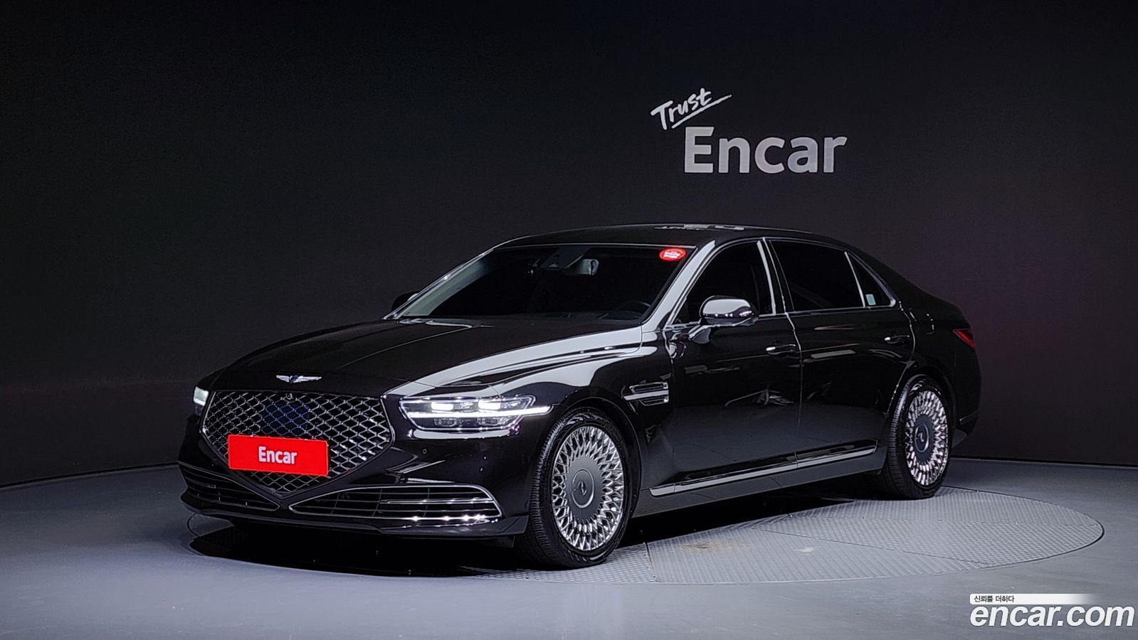 Genesis G90