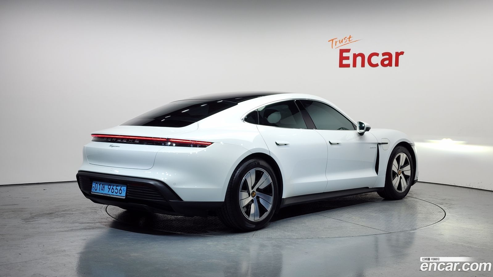Porsche Taycan