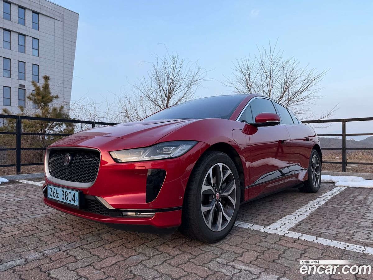 Jaguar I-PACE