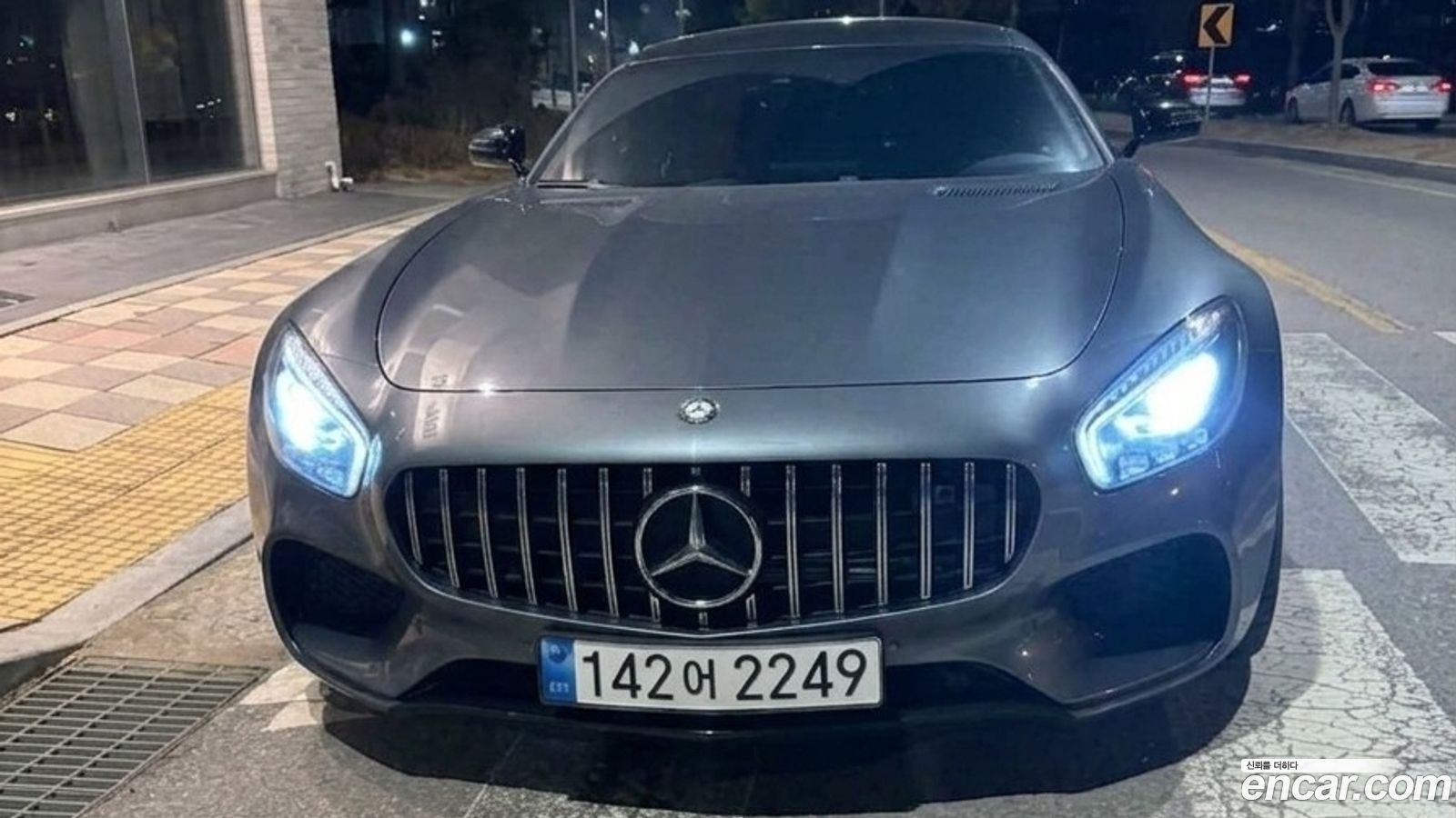 Mercedes-Benz AMG GT