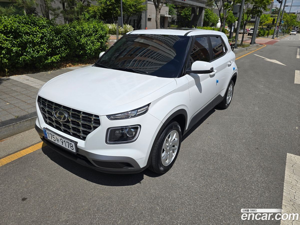 Hyundai Venue