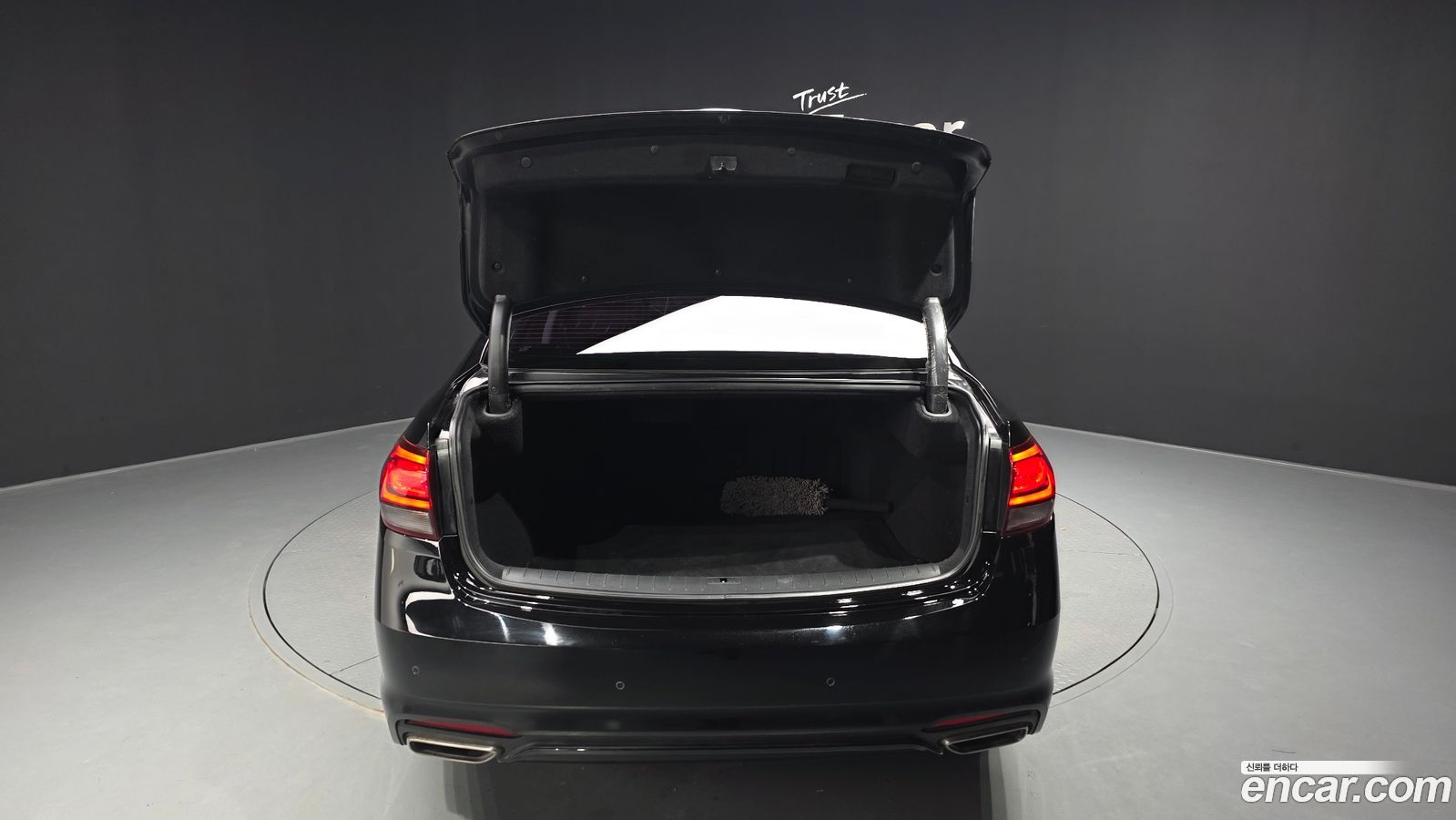 Hyundai Aslan