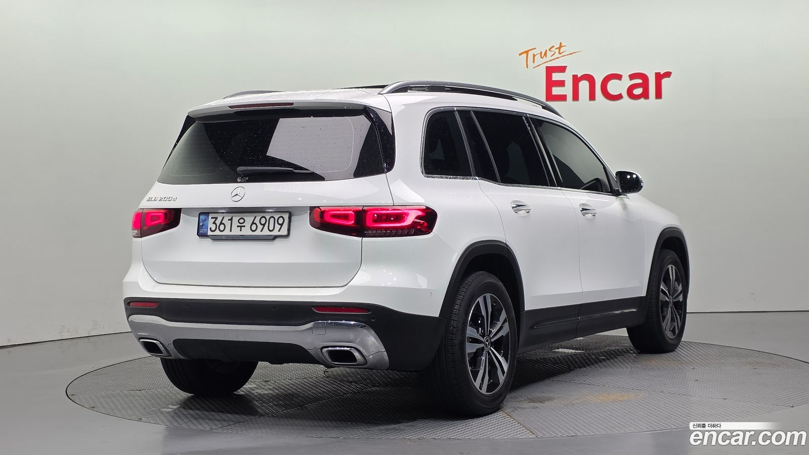 Mercedes-Benz GLB-Class