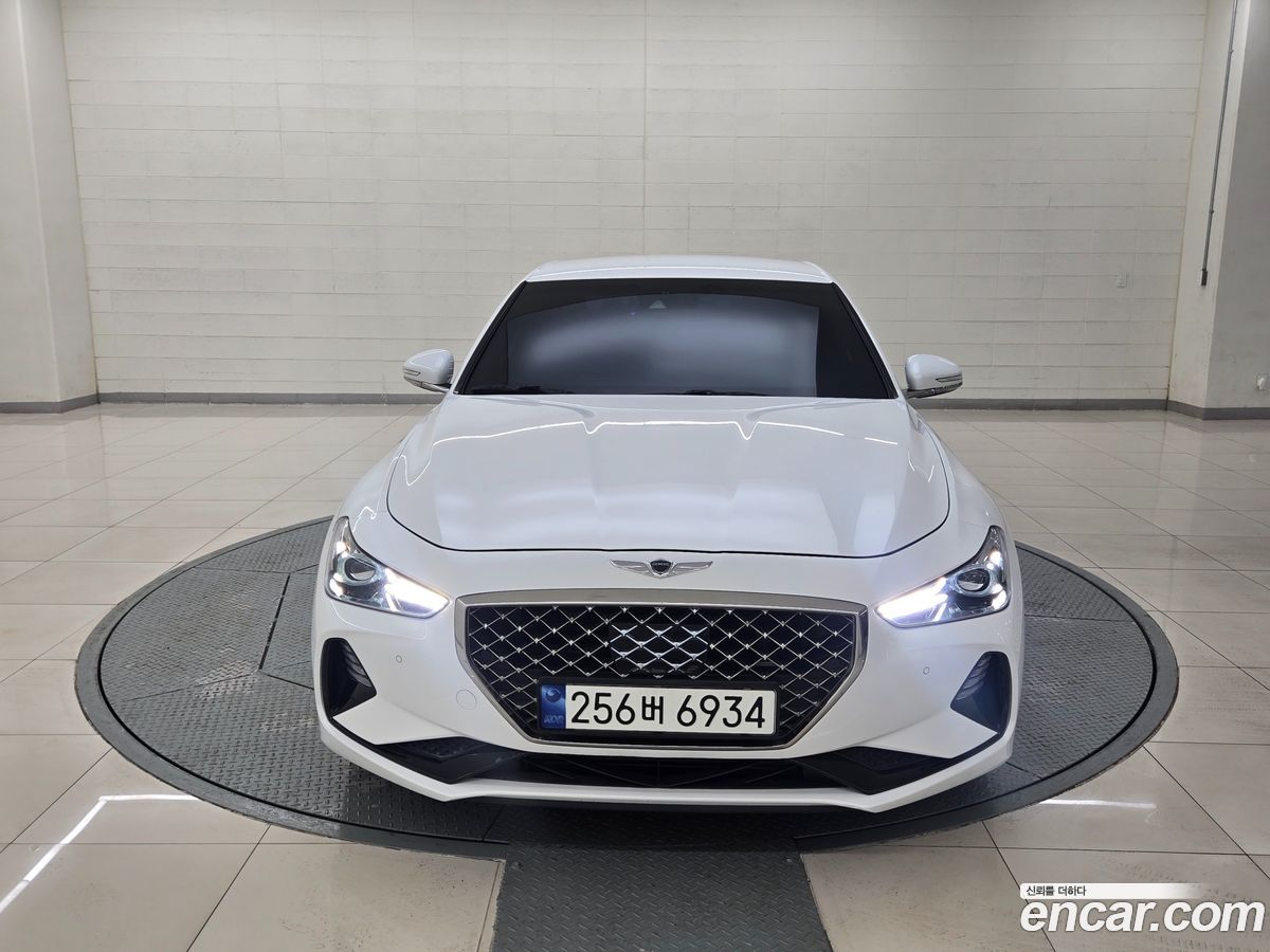 Genesis G70