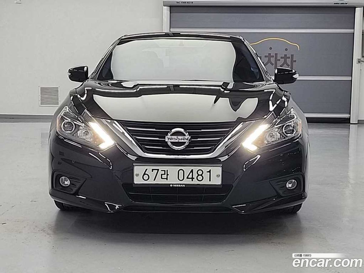 Nissan Altima