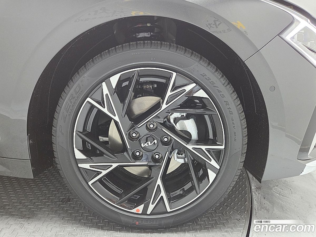 Kia K5 Mk3