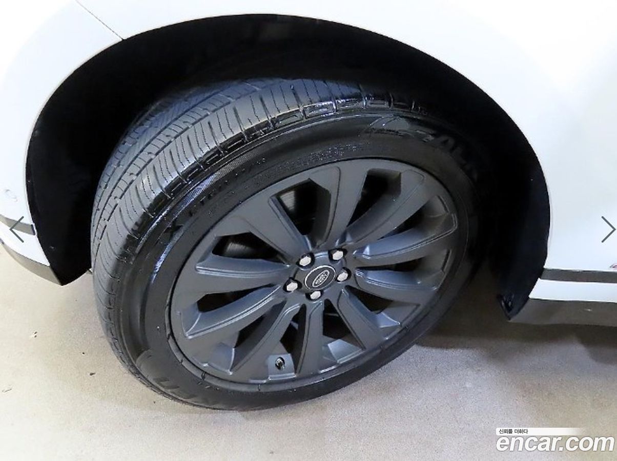 Land Rover Range Rover Velar