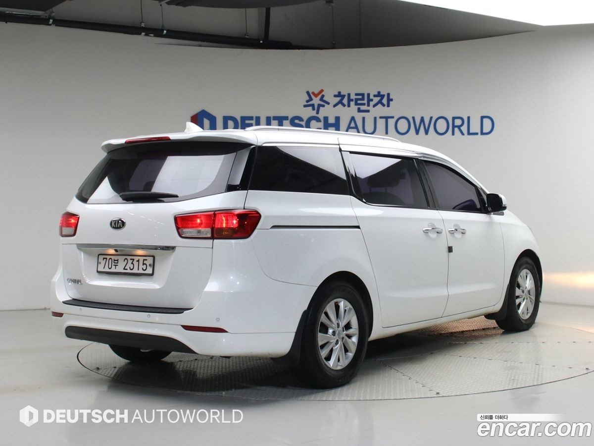 Kia Canival
