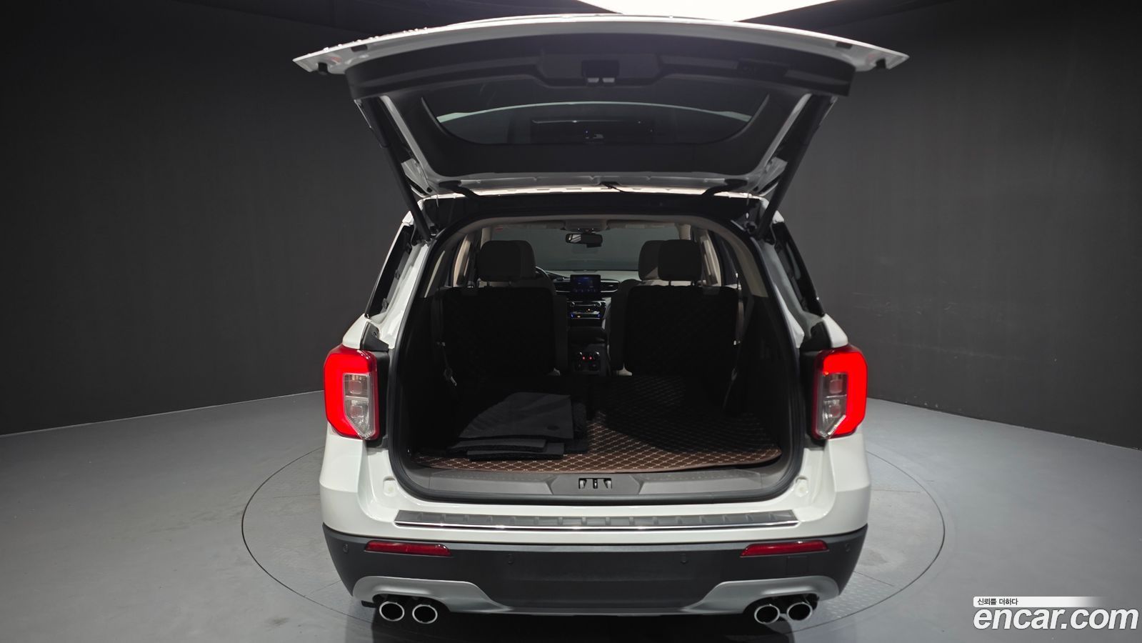 Ford Explorer Mk6