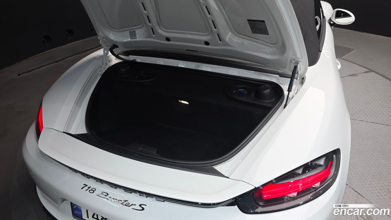 Porsche 718