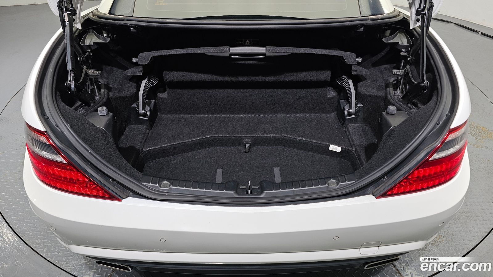 Mercedes-Benz SLK-Class