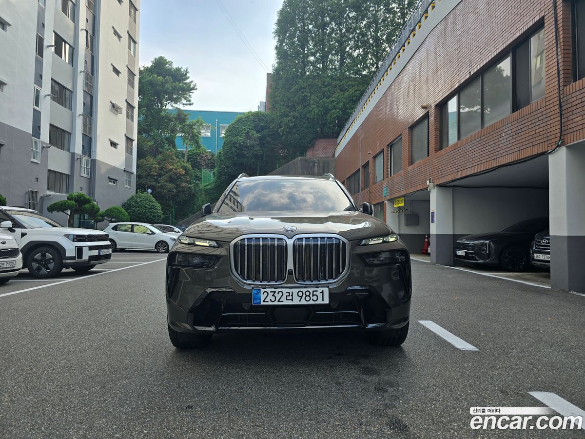 BMW X7