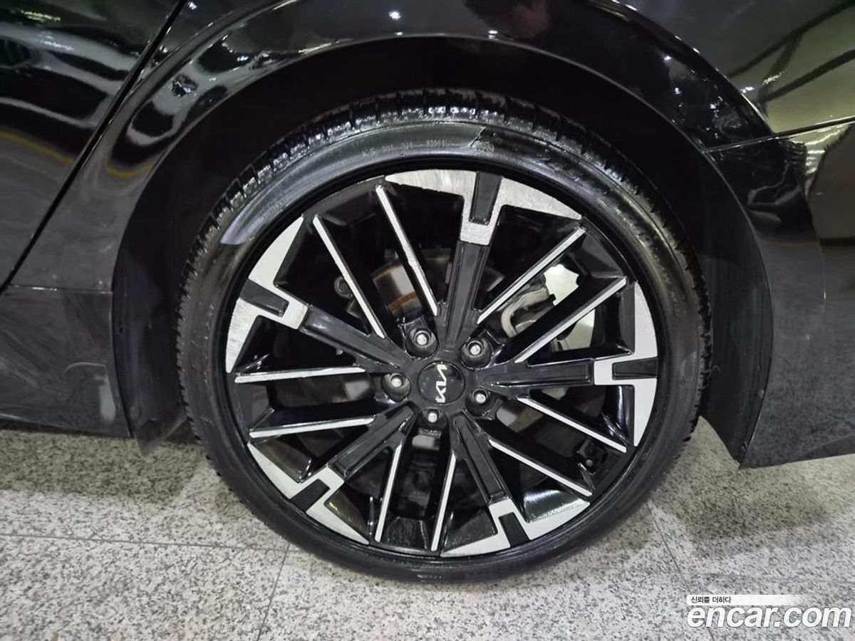 Kia K5 Mk3