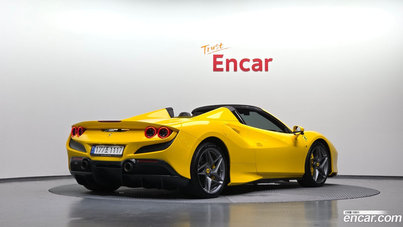 Ferrari F8 Spider