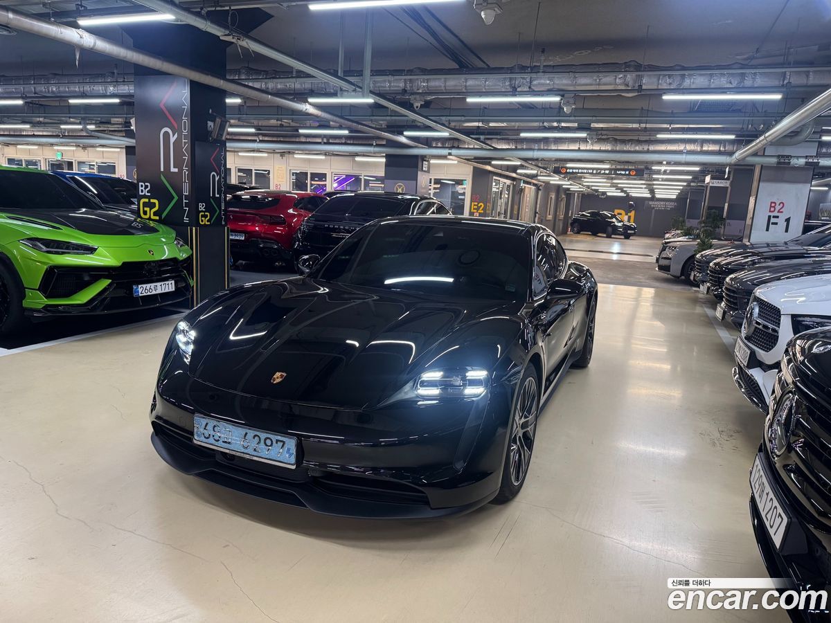 Porsche Taycan