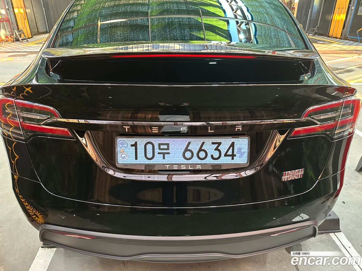 Tesla Model X