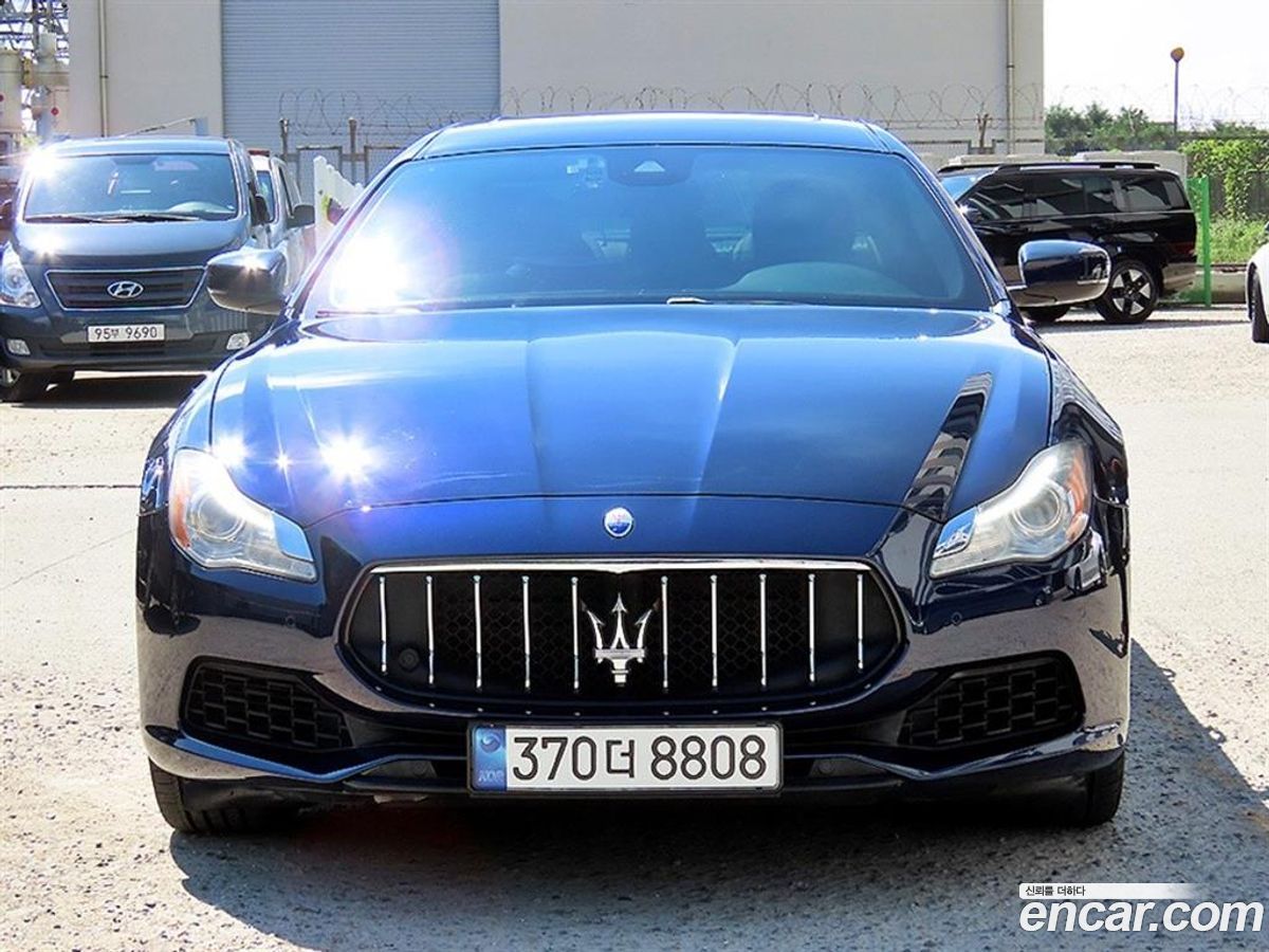 Maserati Quattroporte
