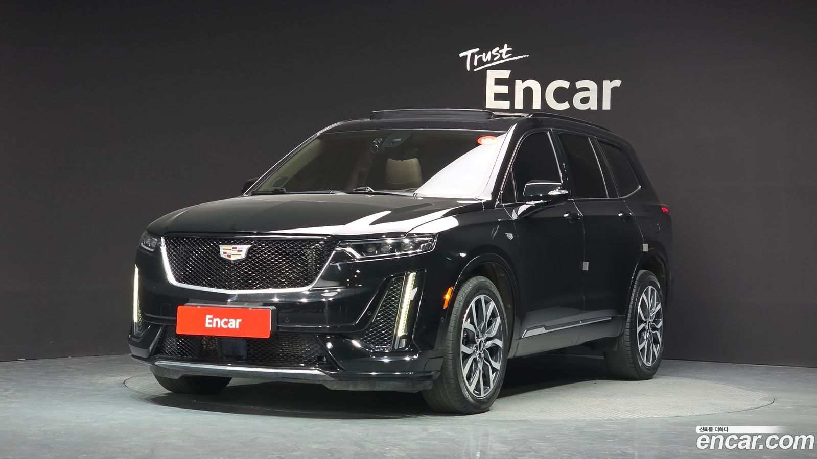 Cadillac XT6
