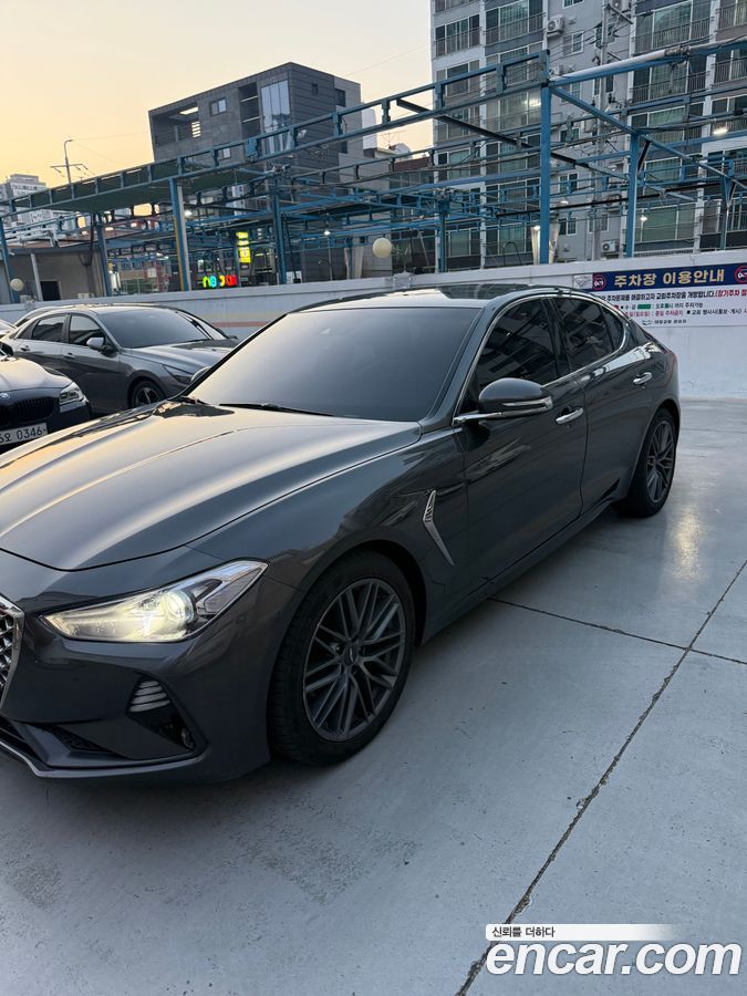 Genesis G70