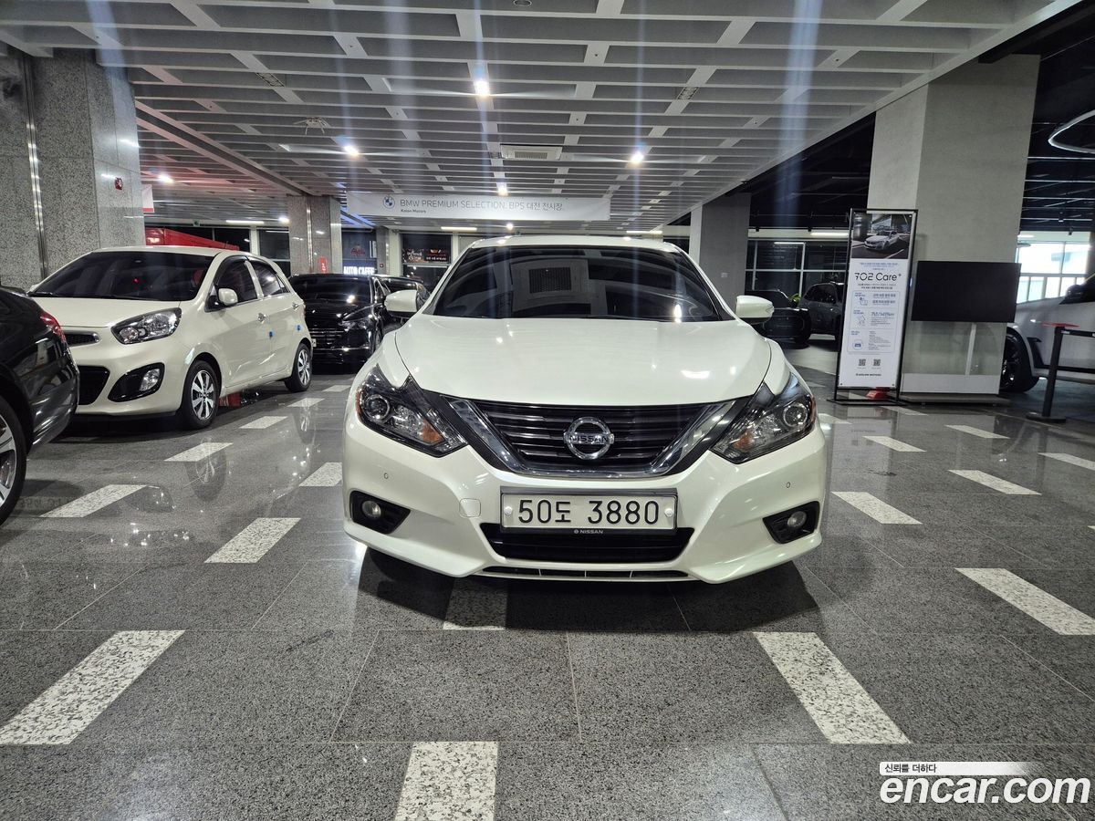 Nissan Altima
