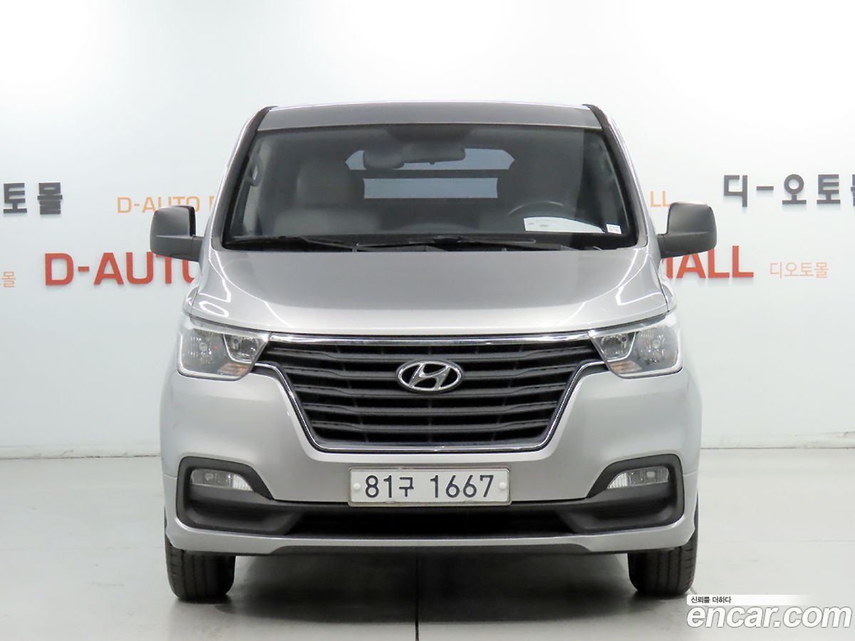 Hyundai Starex