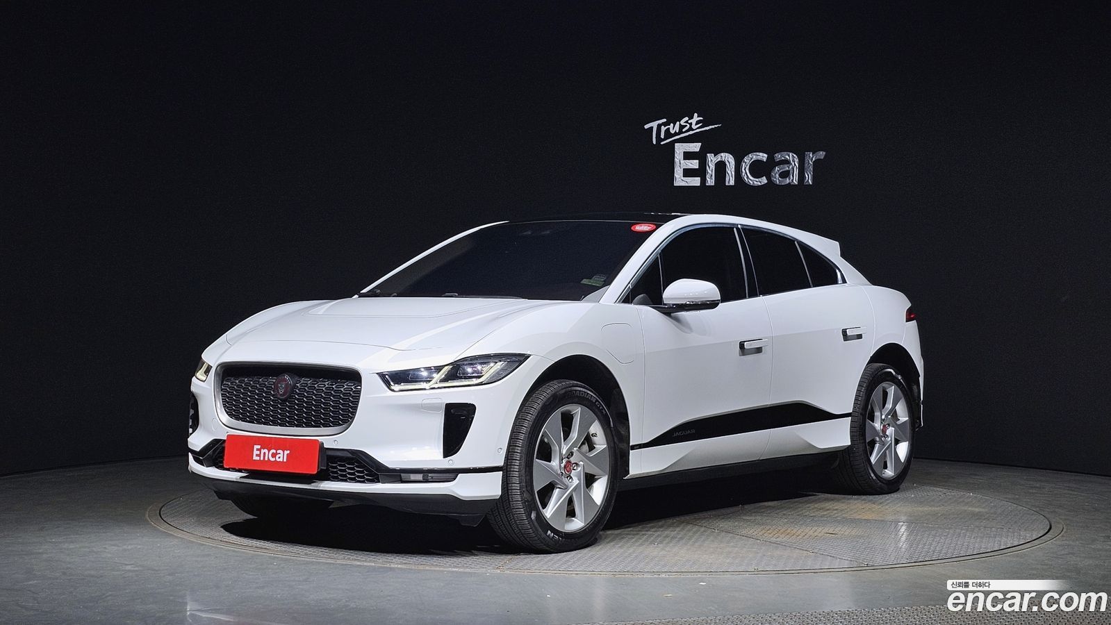 Jaguar I-PACE