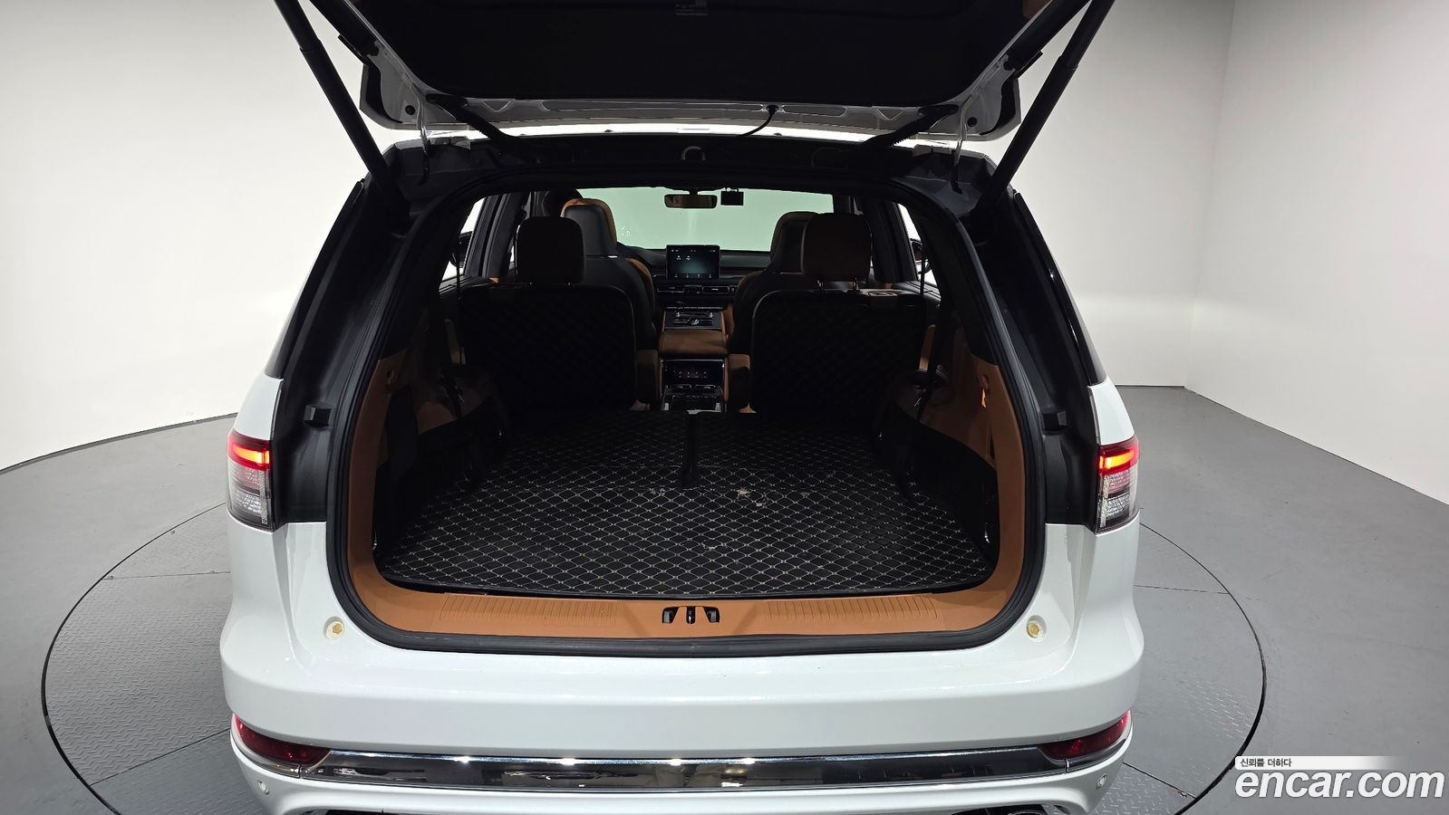 Lincoln Aviator Mk2