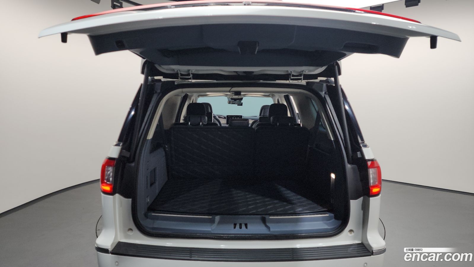 Lincoln Navigator Mk4