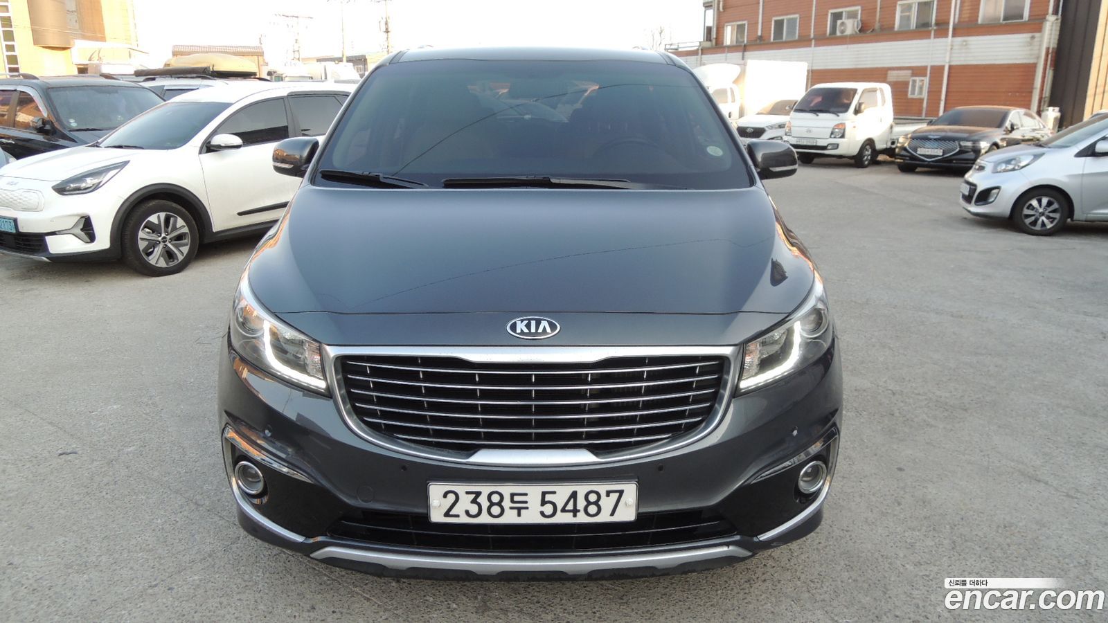 Kia Canival