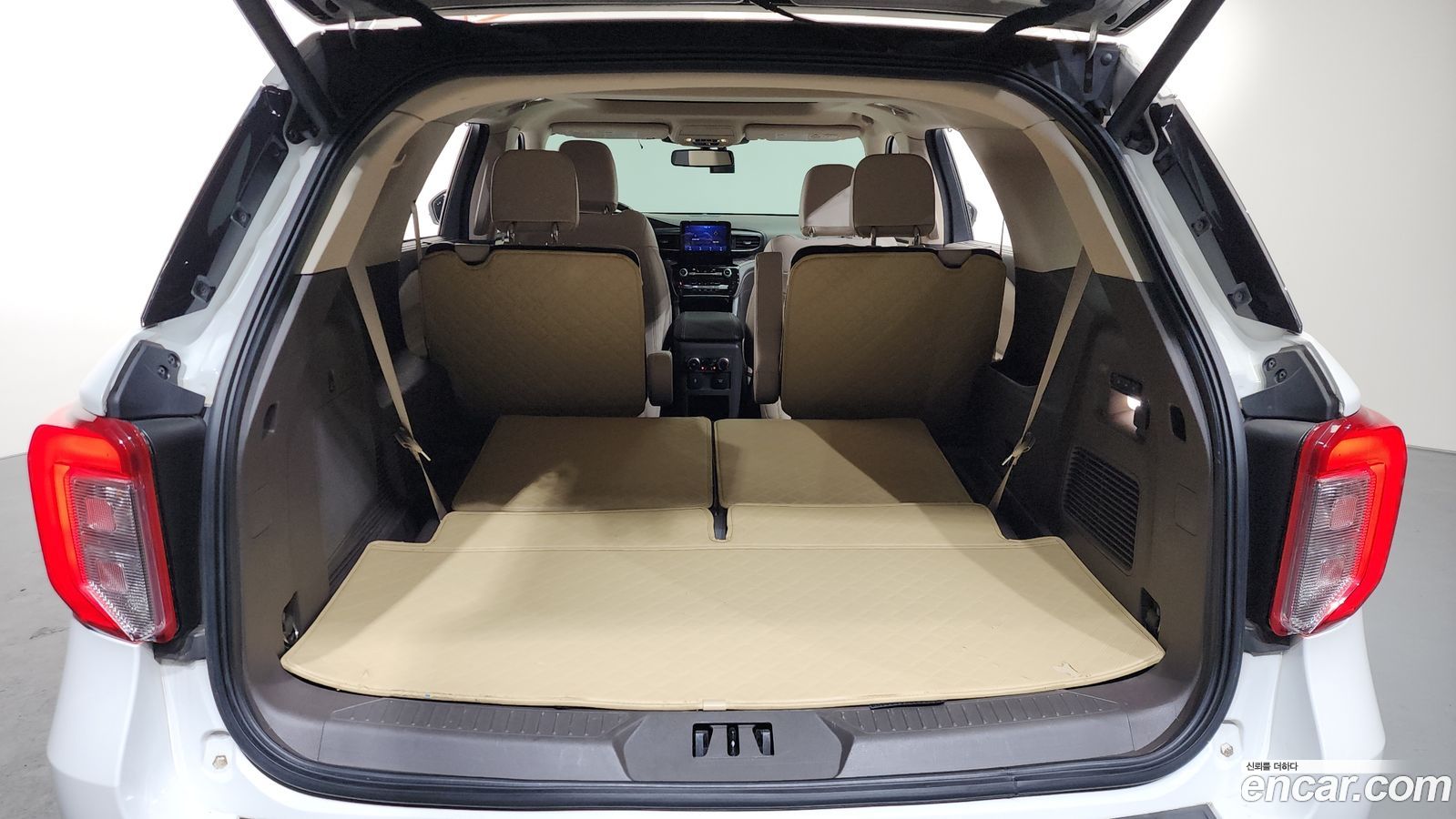 Ford Explorer Mk6