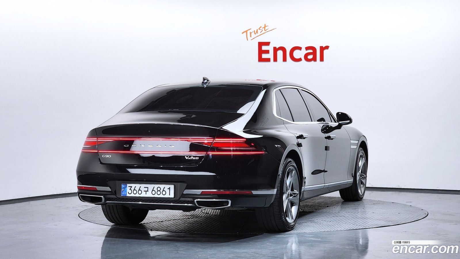 Genesis G90
