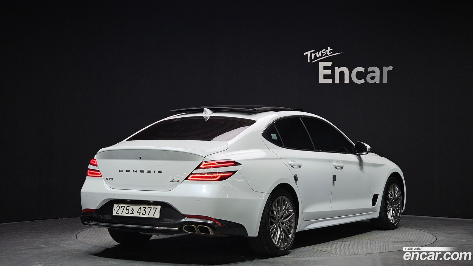 Genesis G70