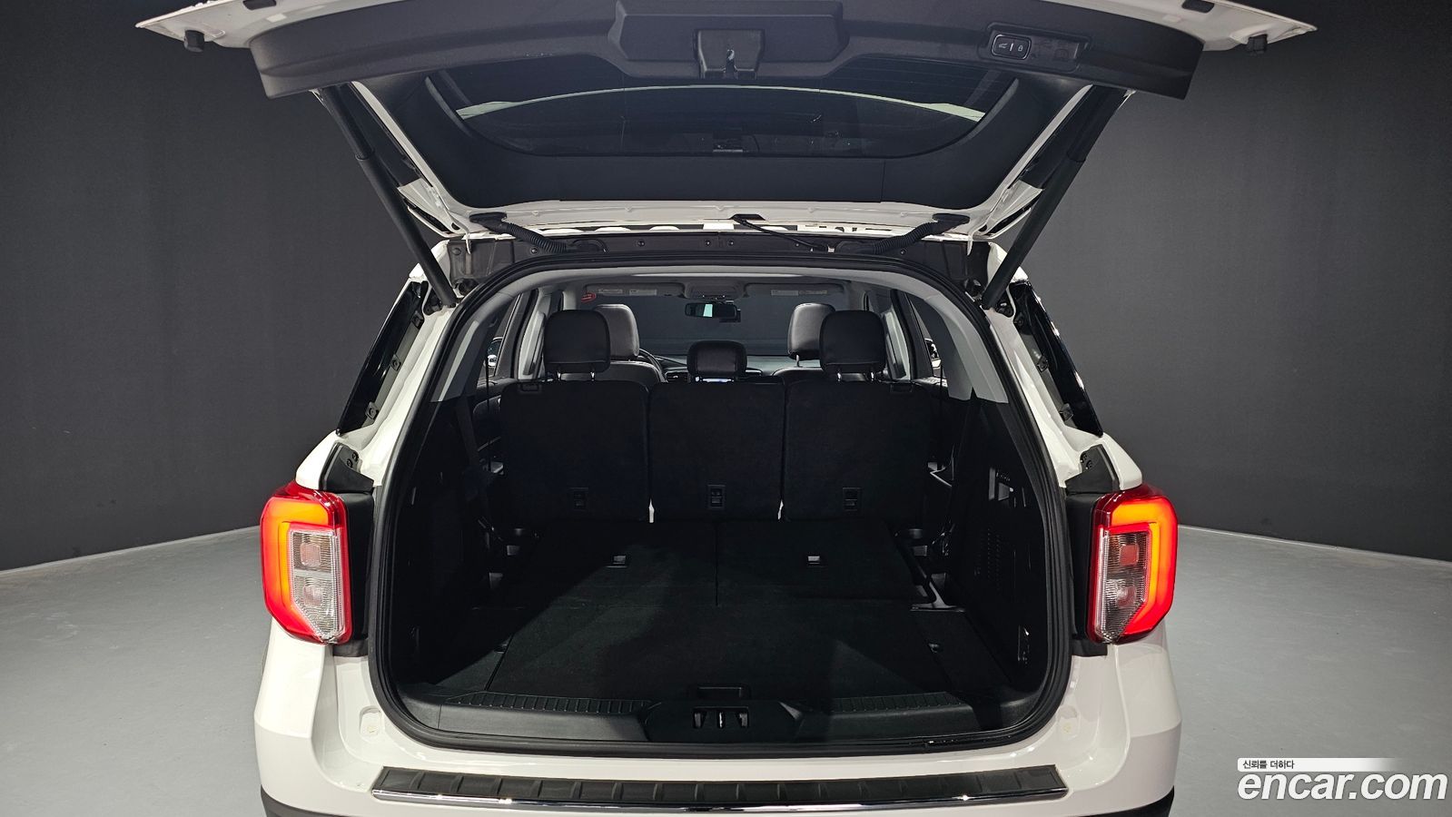 Ford Explorer Mk6