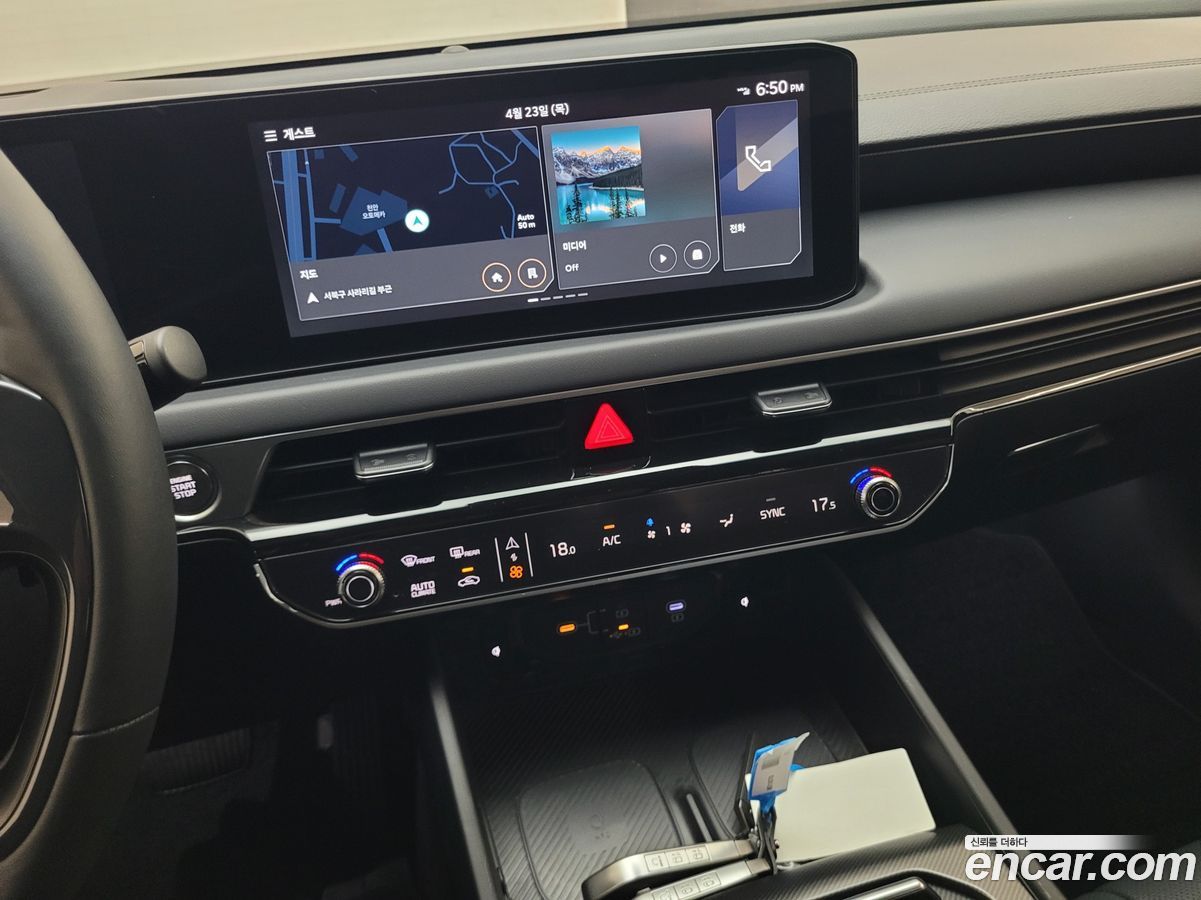 Kia K8