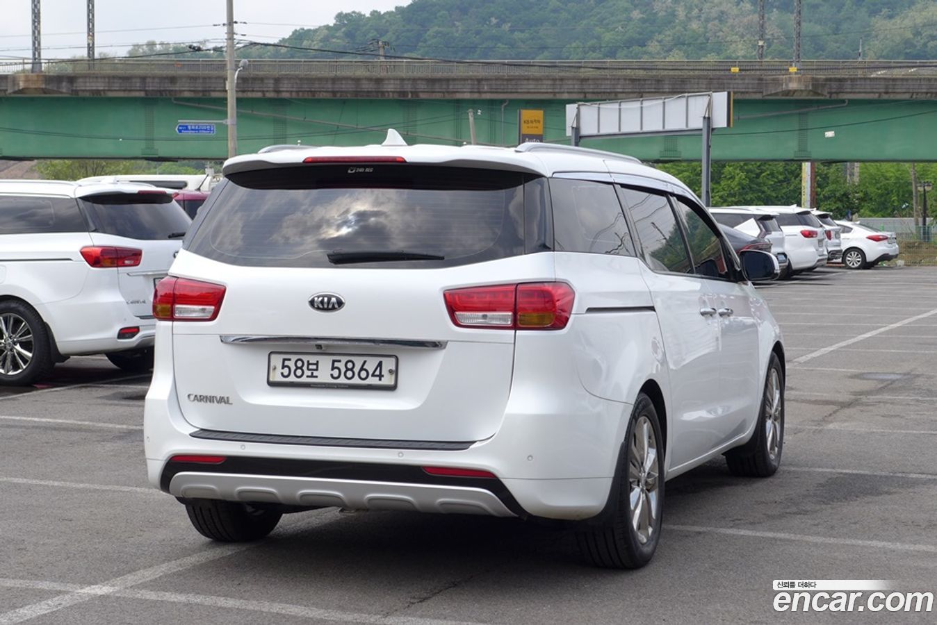 Kia Canival