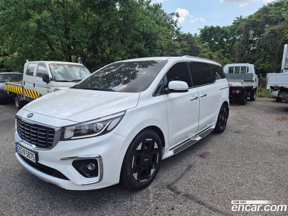 Kia Canival