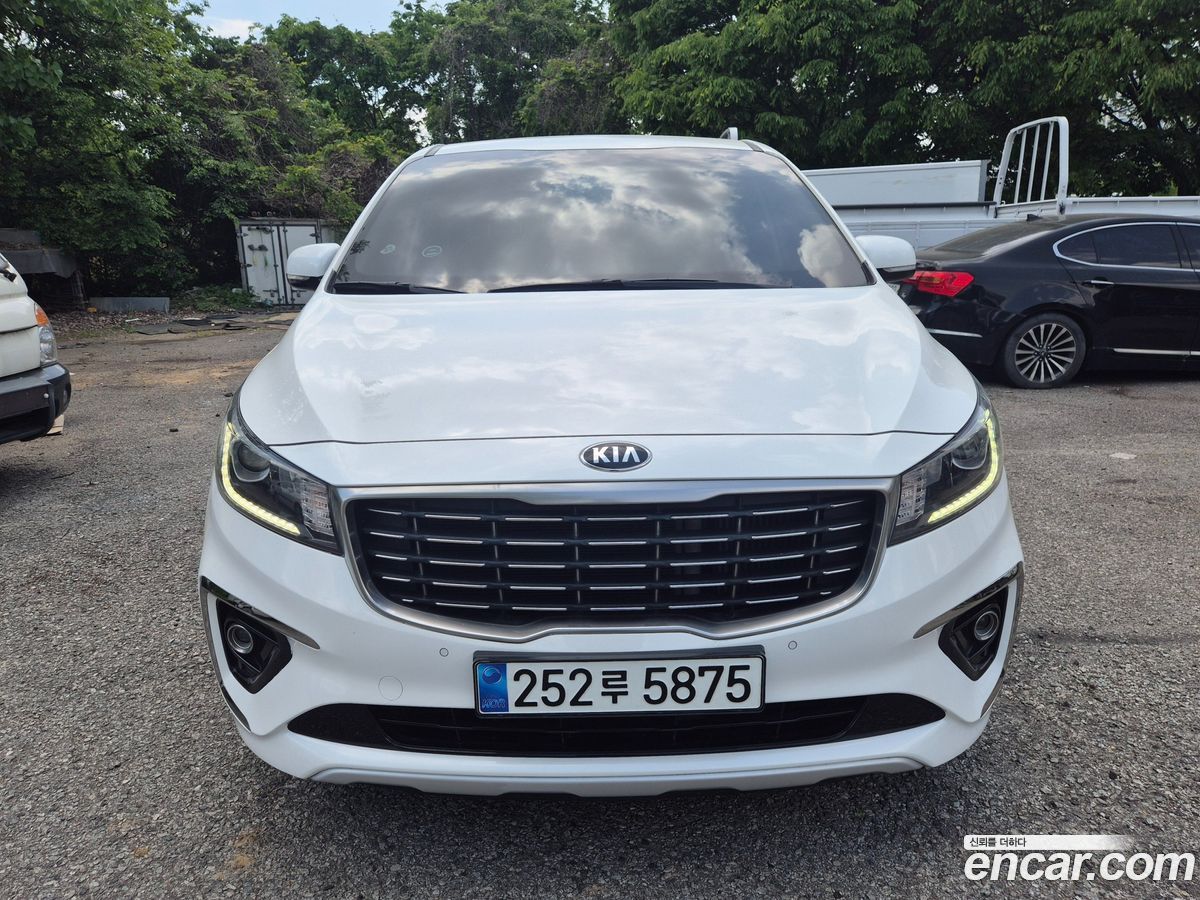 Kia Canival