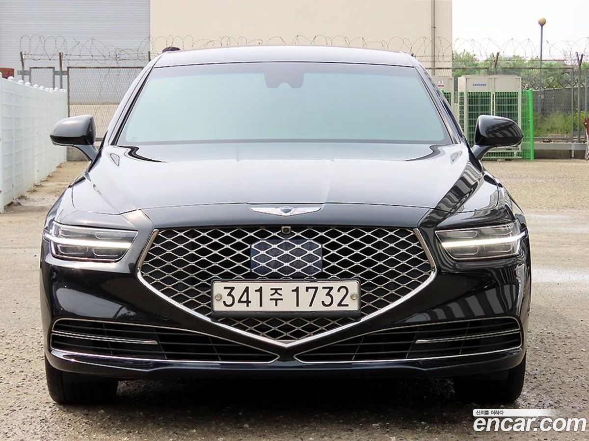 Genesis G90