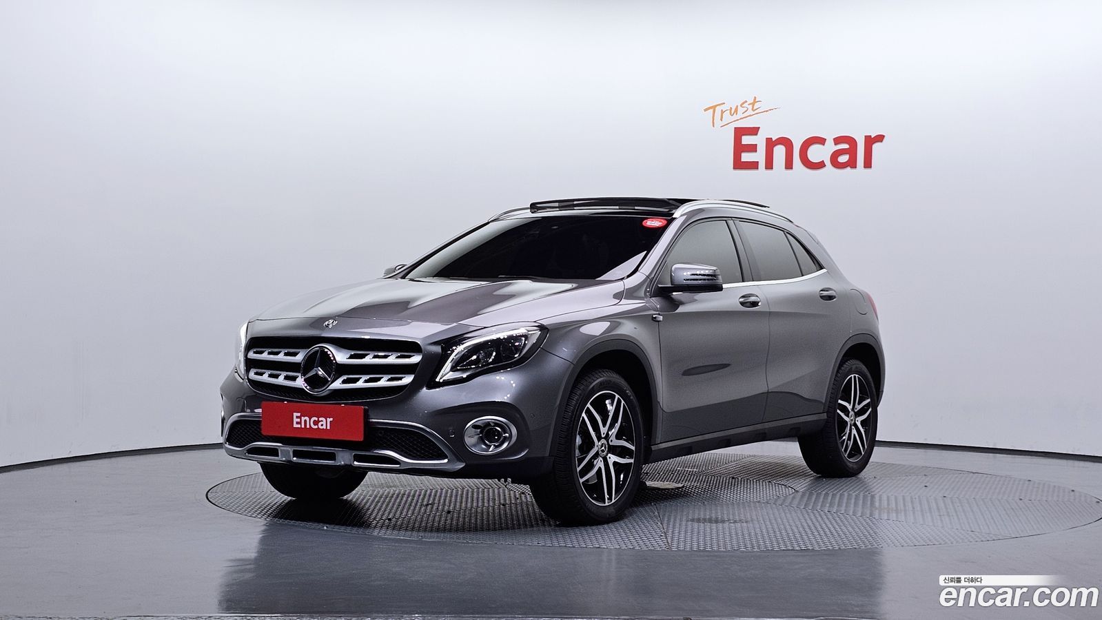 Mercedes-Benz GLA-Class