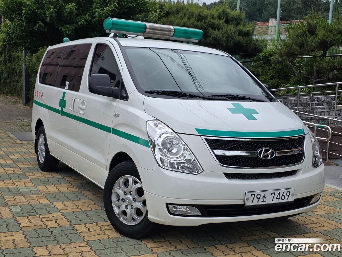 Hyundai Starex