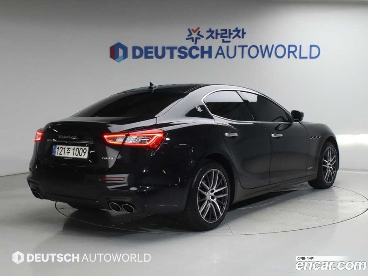 Maserati Ghibli